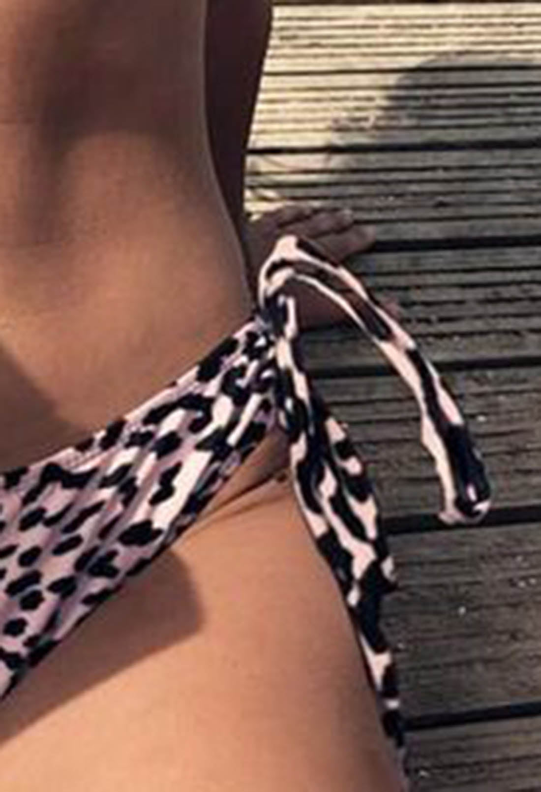 Leopard Women's Bikinis Leopard Sleeveless Adjustable V Neck Padded Vacation Sexy Bikini LC431103-20