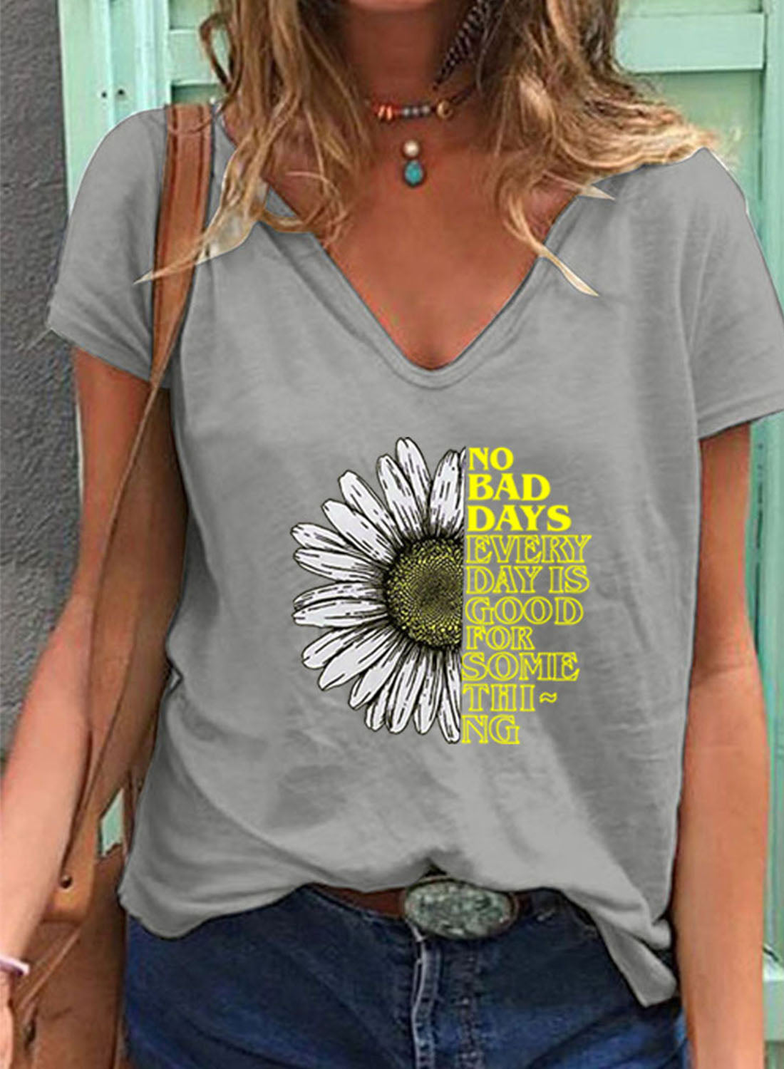 Gray Women's T-shirts Sunflower Letter Print T-shirt LC2526418-11