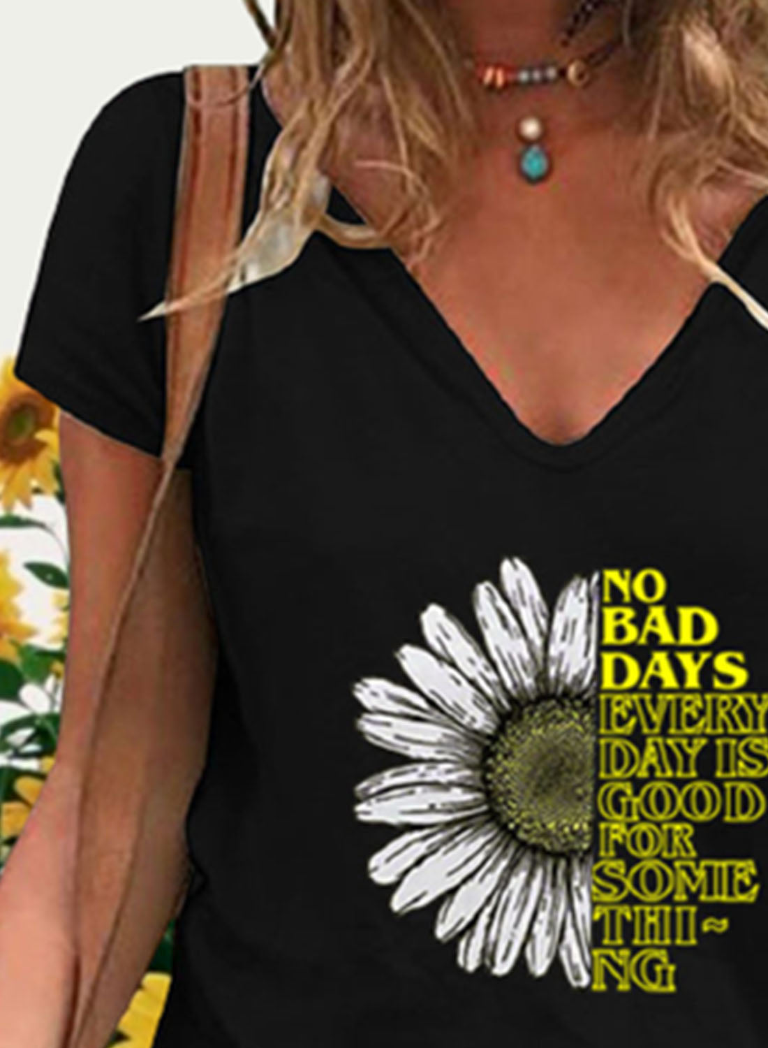 Black Women's T-shirts Sunflower Letter Print T-shirt LC2526418-2