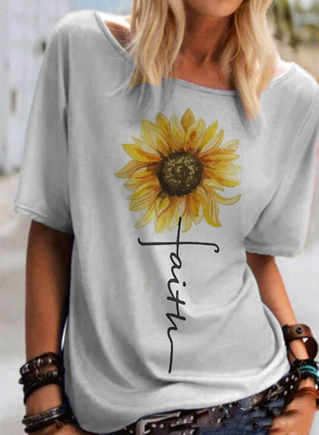 Gray Women's T-shirts Sunflower Print Gradient T-shirt LC2526473-11