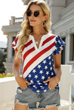 T-shirt con maniche ad aletta con scollo a V e bandiera americana dell'Independent Day