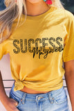 T-shirt grafica con lettere di successo Magnet Leopard