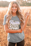 T-shirt grafica Faith Over Fear
