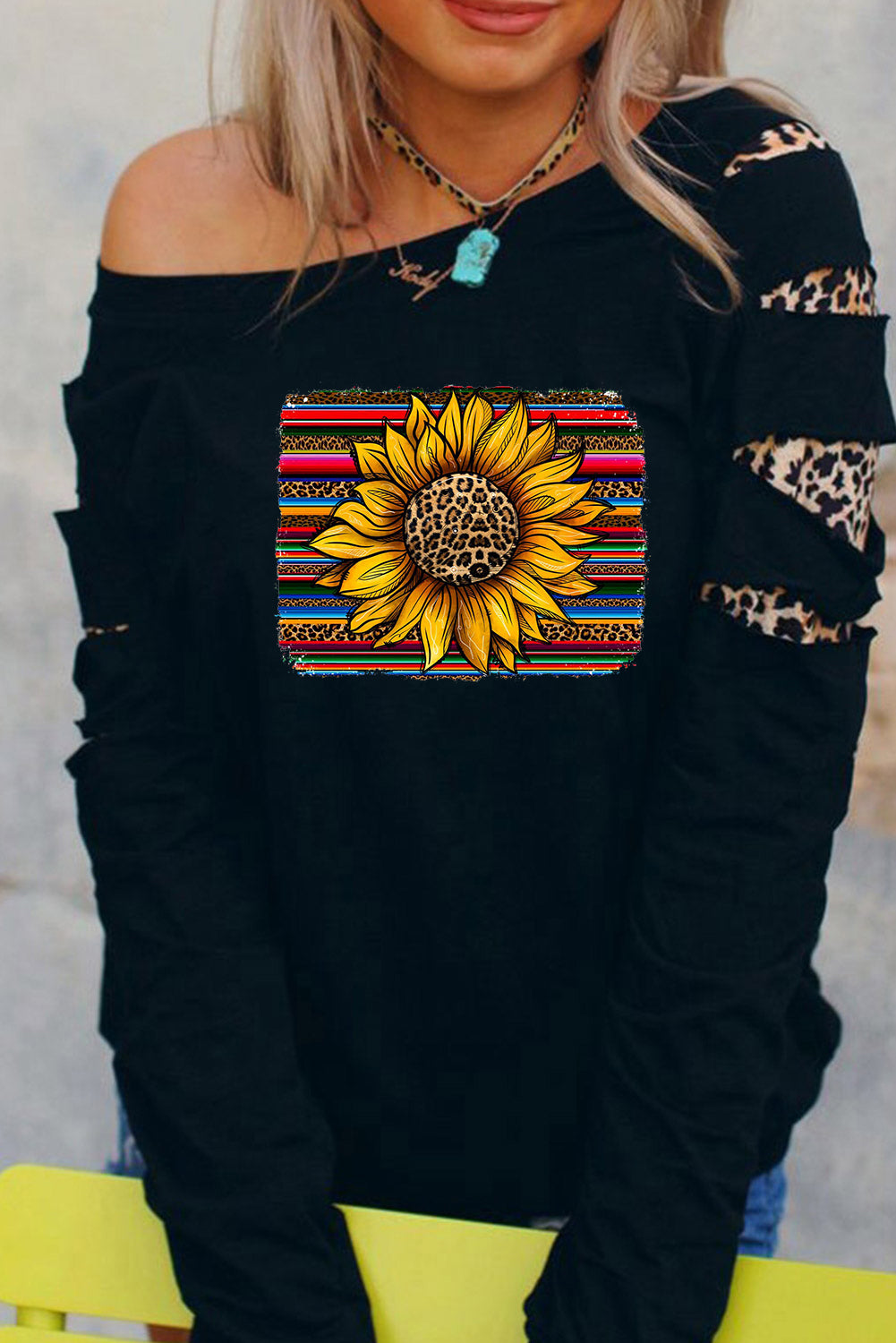 Sunflower Print Cut-out Pullover Sweatshirt